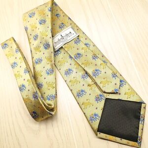 Victoria and Albert Silk Collection Men's‎ Tie Made In England L: 58" W: 4"